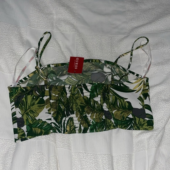 Guess crop top - Picture 2 of 2